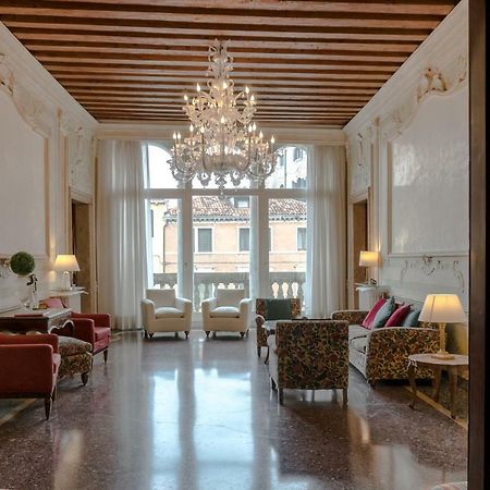 Luxury Balcony Apartment Venice Exterior photo