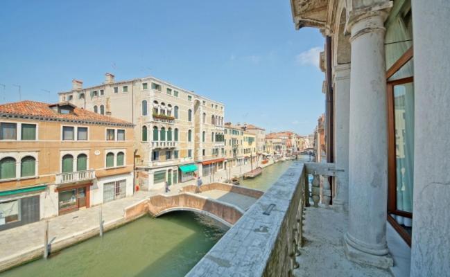 Luxury Balcony Apartment Venice Exterior photo
