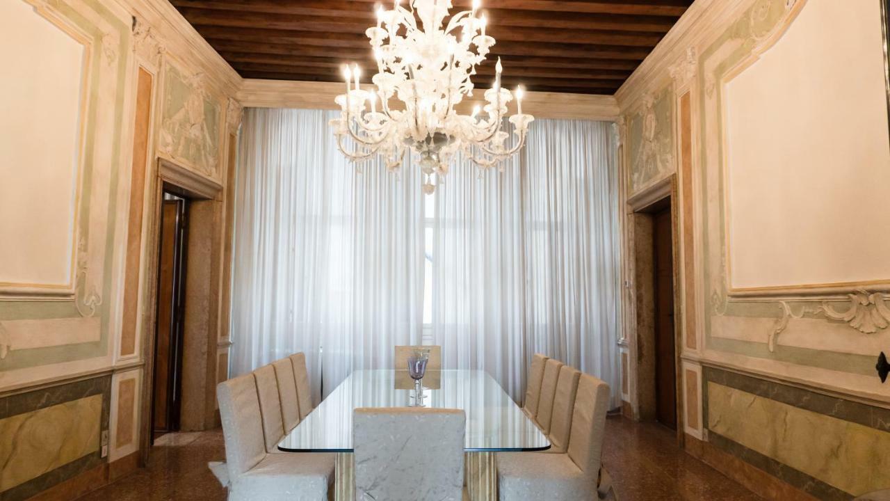 Luxury Balcony Apartment Venice Exterior photo